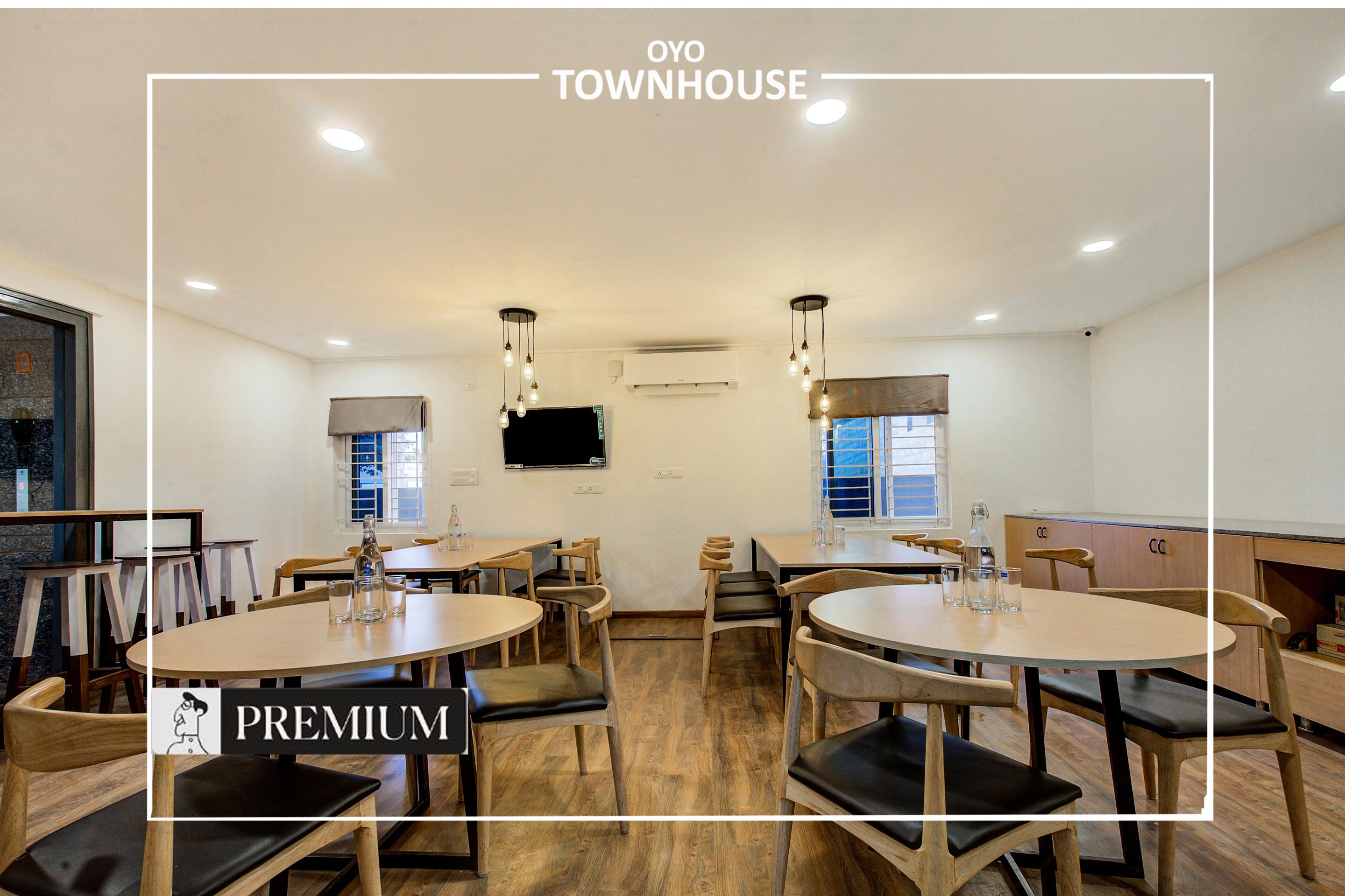 Hotel Townhouse 076 Hebbal Bangalore Esterno foto